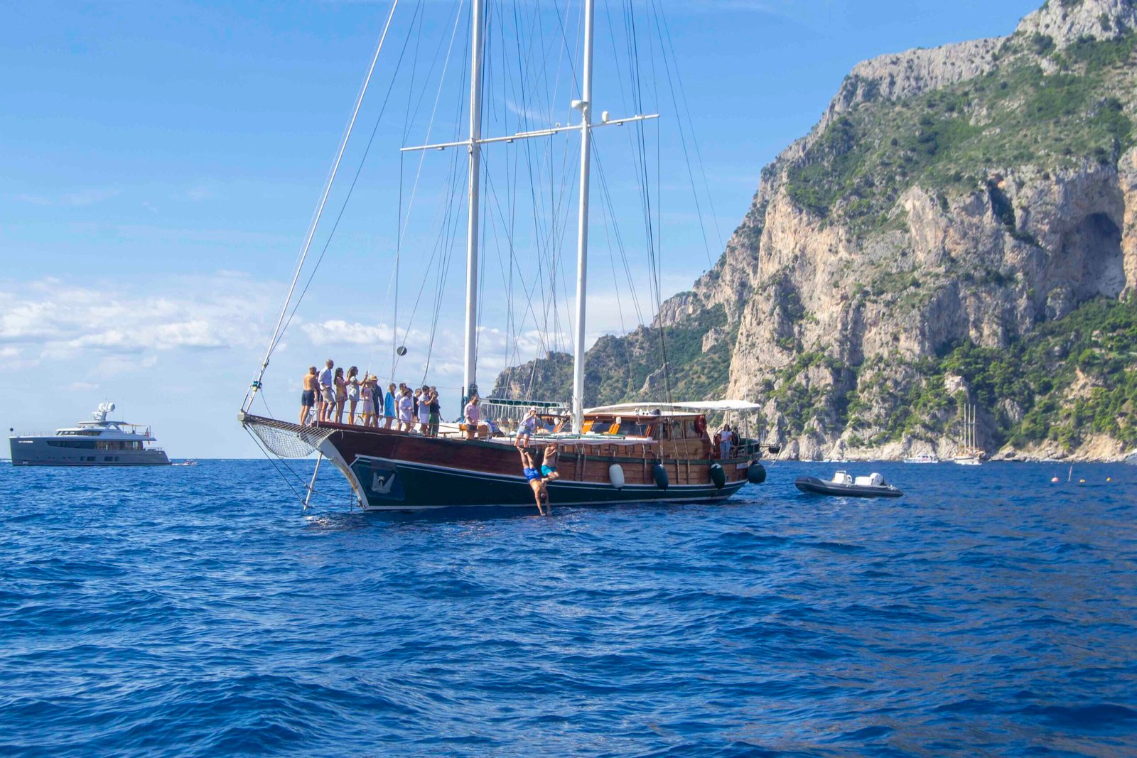 Private boat from Marina Lobra