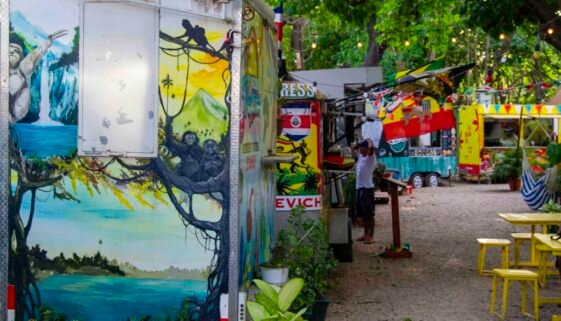 Jardín Tamarindo Food Truck Park