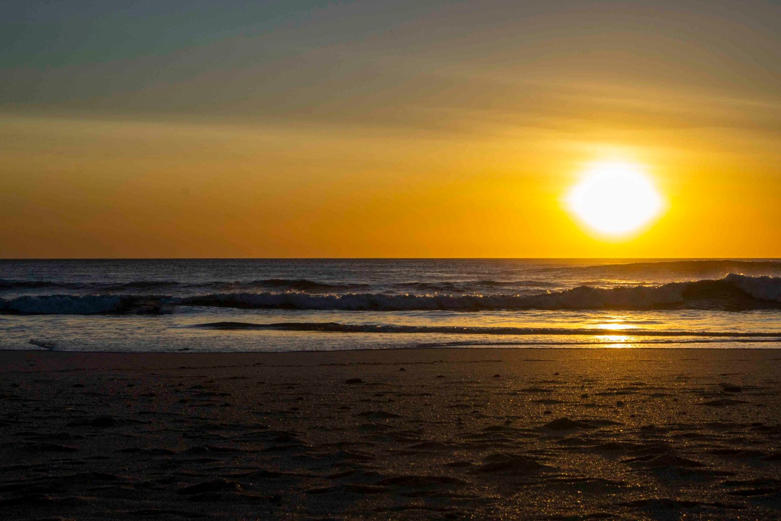 Costa Rica's dry season sunsets in January