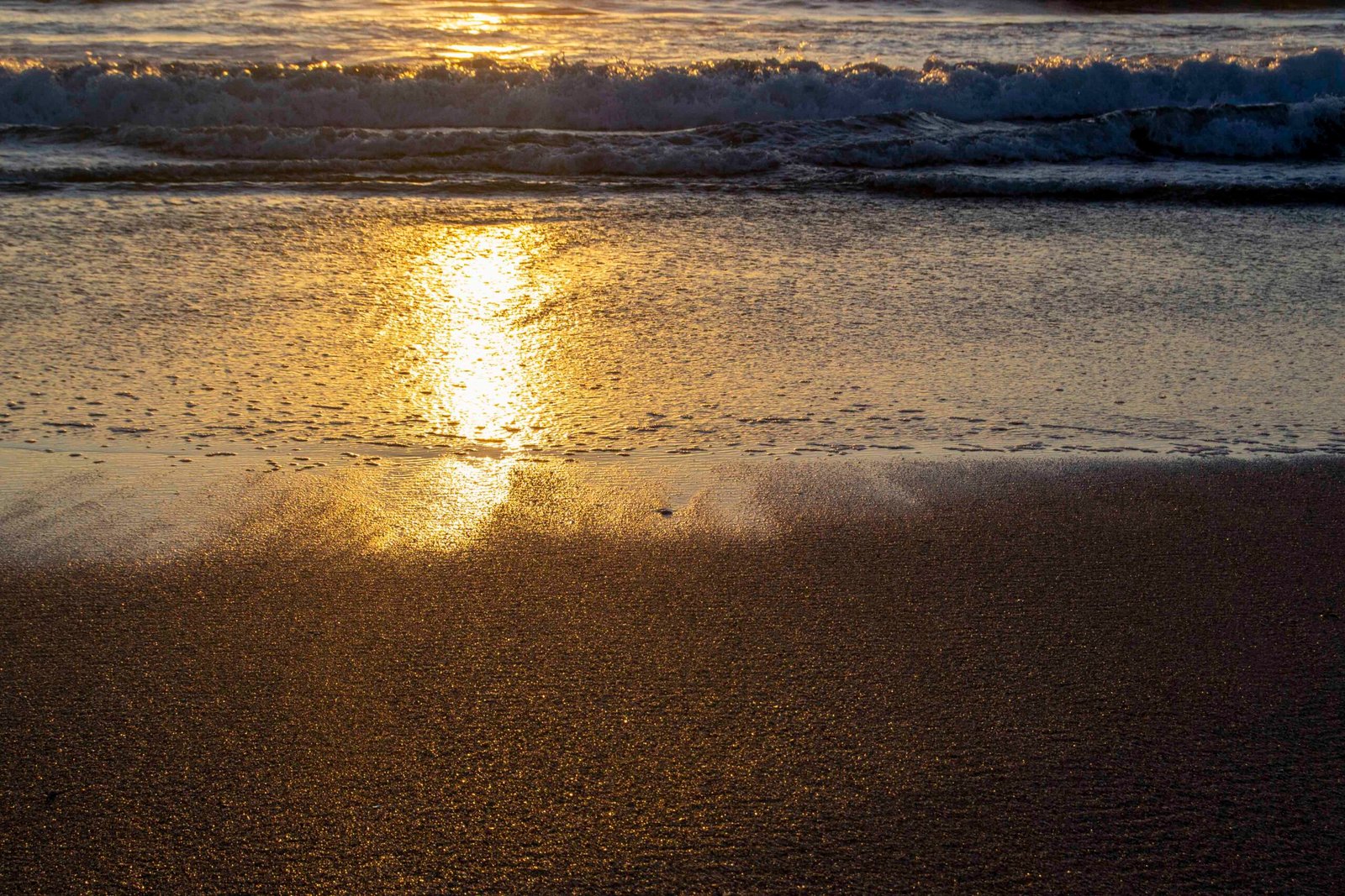 Costa Rica's dry season sunsets in January