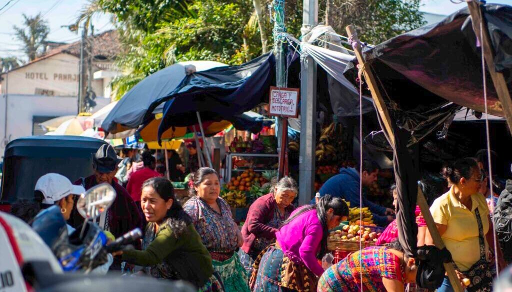The vibrant chaos Mercado Municipal in Panajachel