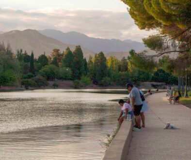Exploring Mendoza's Parks and Peatonal Sarmiento's Wine Delights