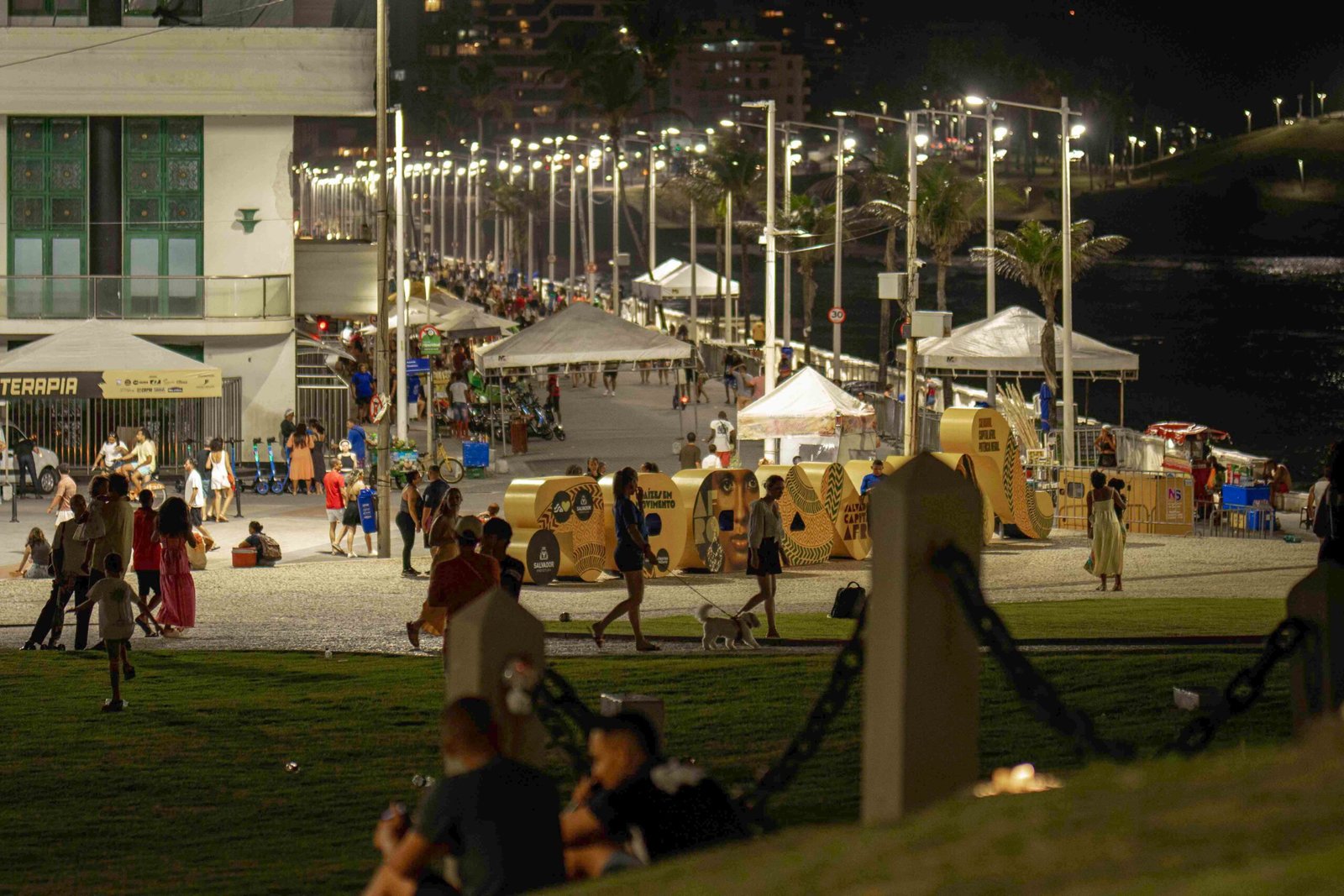 The Warmth of the Bahian Night in the Barra Neighborhood of Salvador never looses its cool; they simply become "less hot."